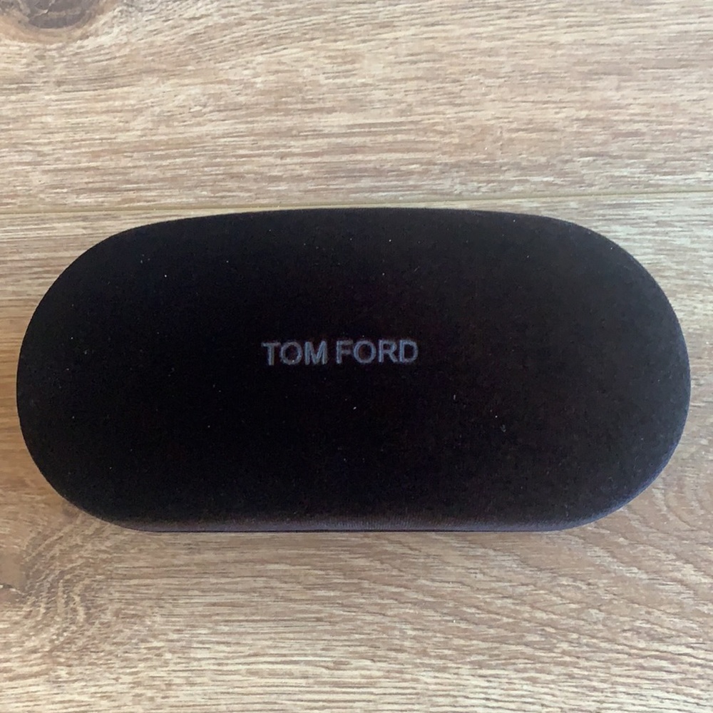 Authentic Tom Ford glass/sunglass case black velvet like new